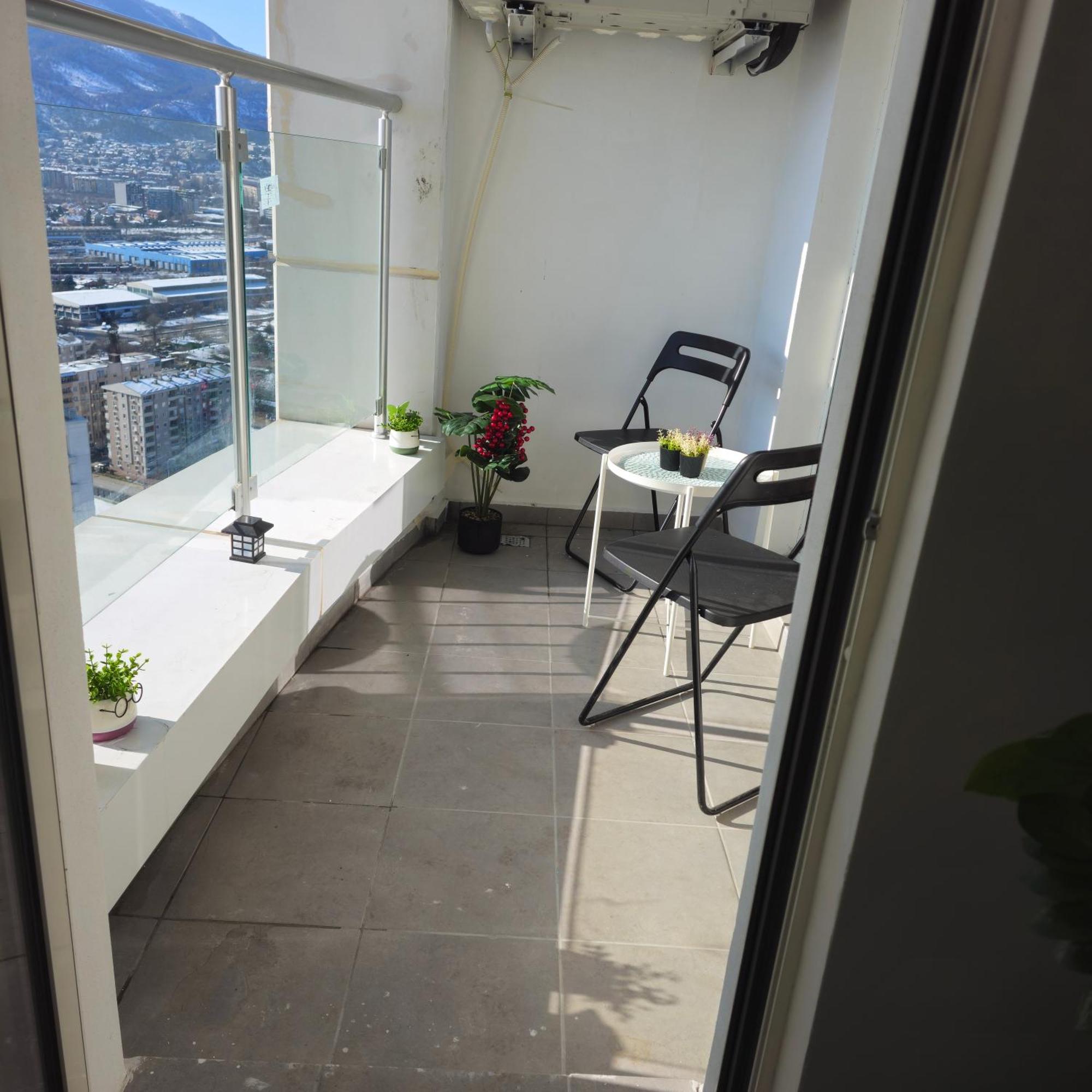 Apartament Skopje Sky Oasis Zewnętrze zdjęcie