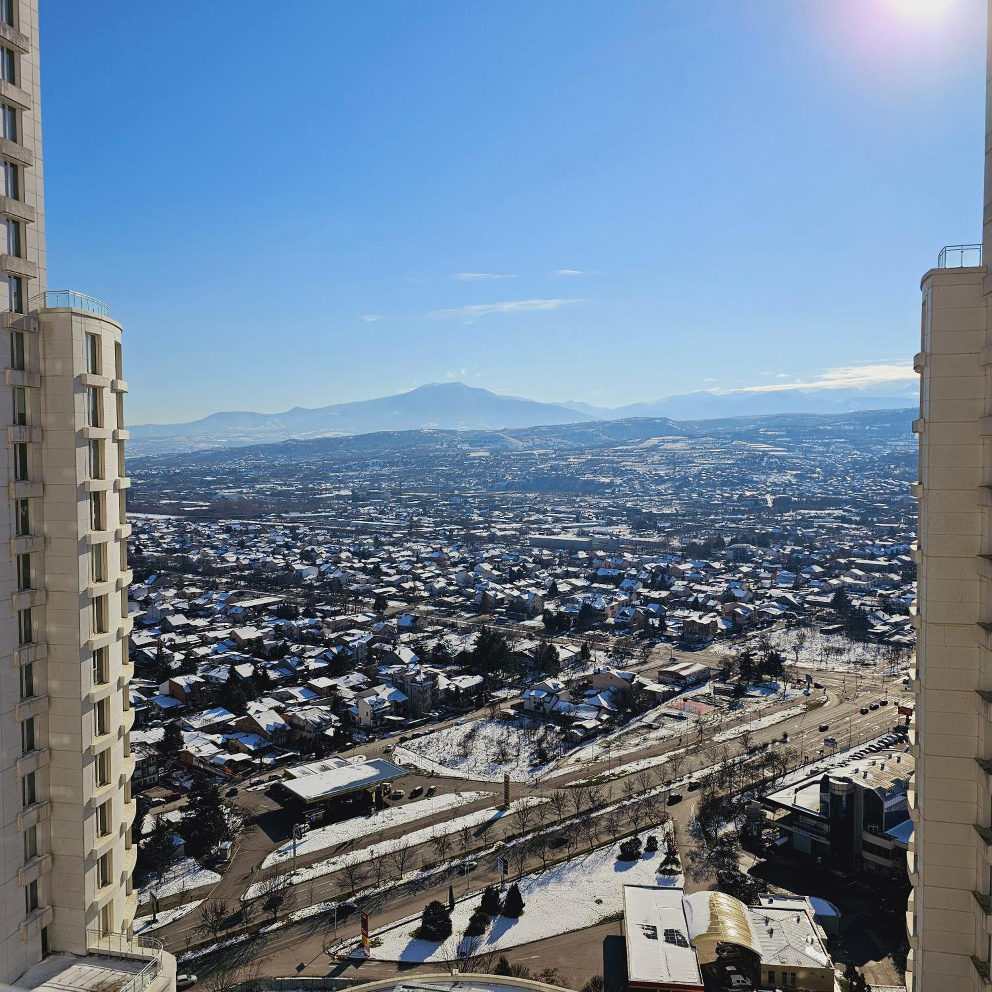 Apartament Skopje Sky Oasis Zewnętrze zdjęcie